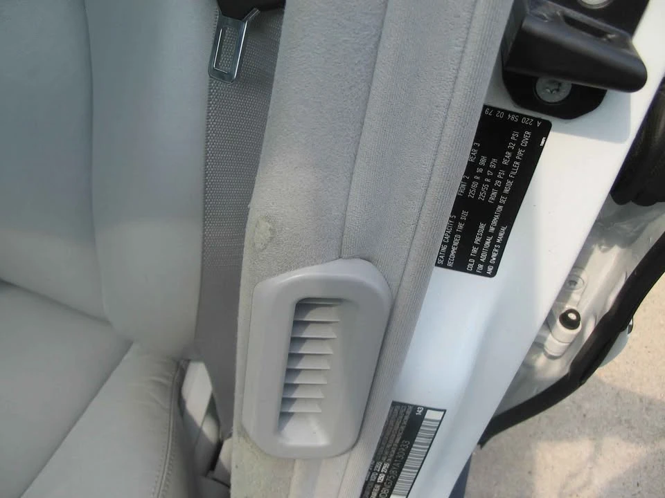 2000 Mercedes-Benz W220 S-Class - Image 4 of 6