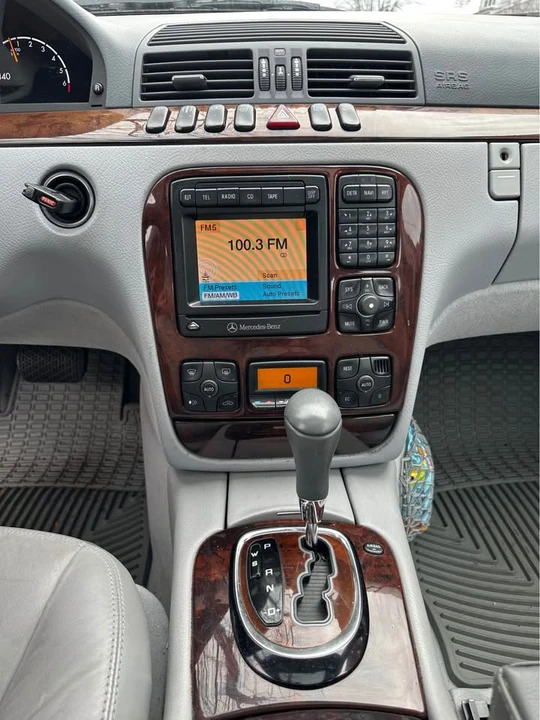 2000 Mercedes-Benz W220 S-Class - Image 12 of 13