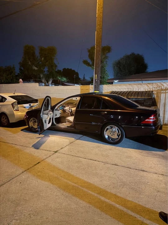 2000 Mercedes-Benz W220 S-Class - Image 2 of 8