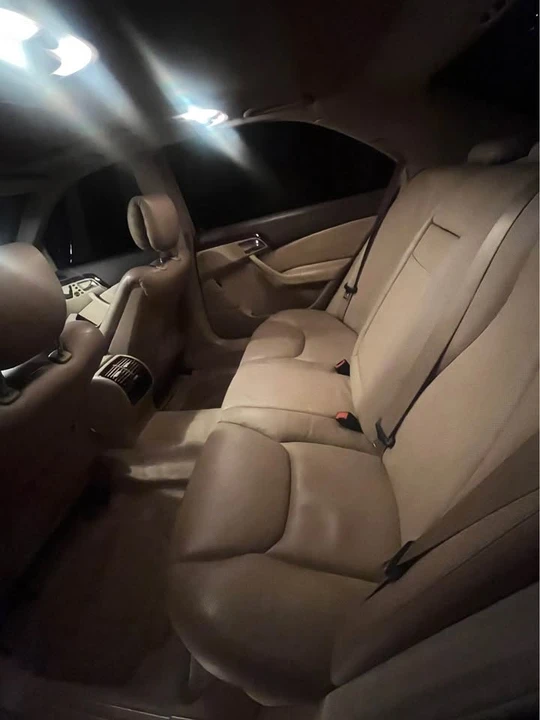 2000 Mercedes-Benz W220 S-Class - Image 6 of 8