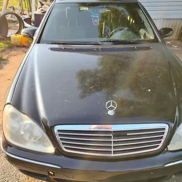 2000 Mercedes-Benz S430