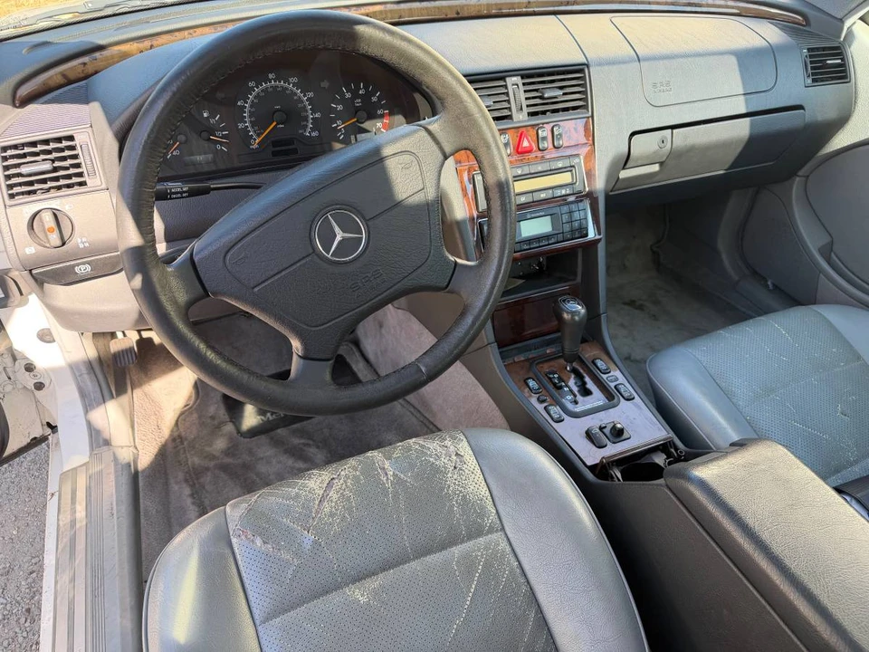 2000 Mercedes-Benz W202 C-Class - Image 9 of 14