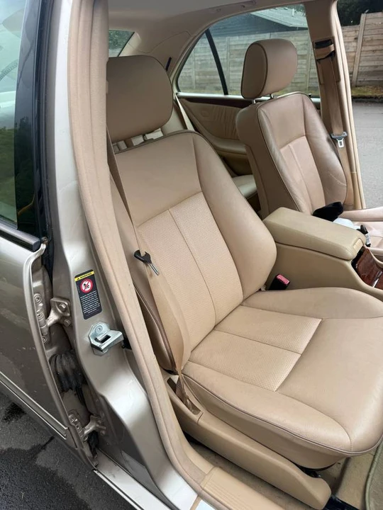 2000 Mercedes-Benz W210 E-Class - Image 9 of 17