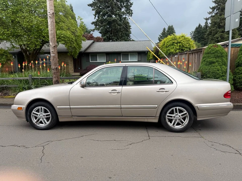 2000 Mercedes-Benz W210 E-Class - Image 2 of 17