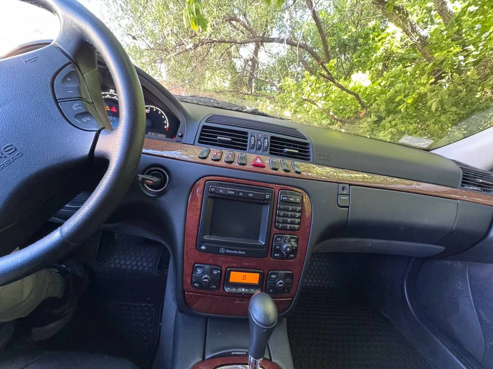 2000 Mercedes-Benz W220 S-Class - Image 17 of 23