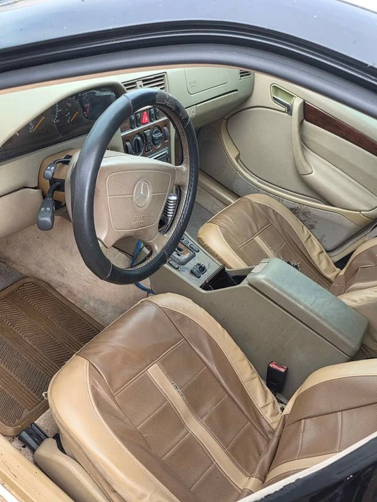 2000 Mercedes-Benz W202 C-Class - Image 6 of 10