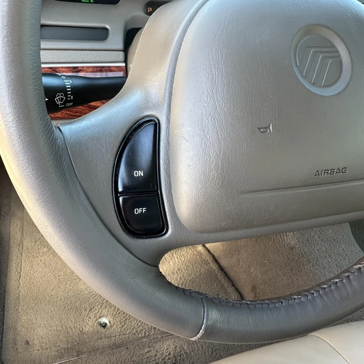 2000 Mercury Grand Marquis - Image 30 of 31