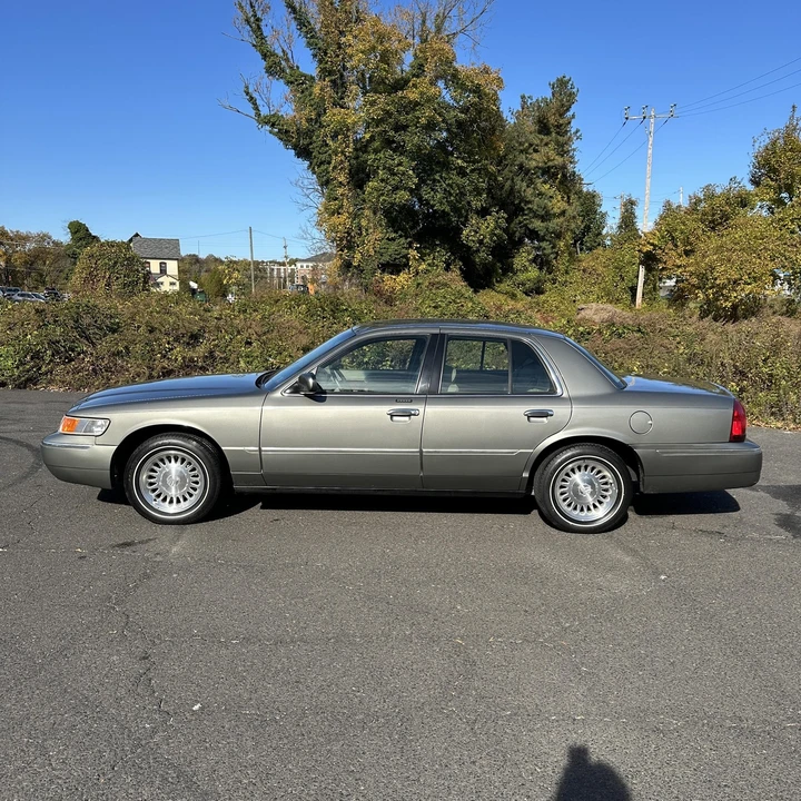2000 Mercury Grand Marquis - Image 8 of 31
