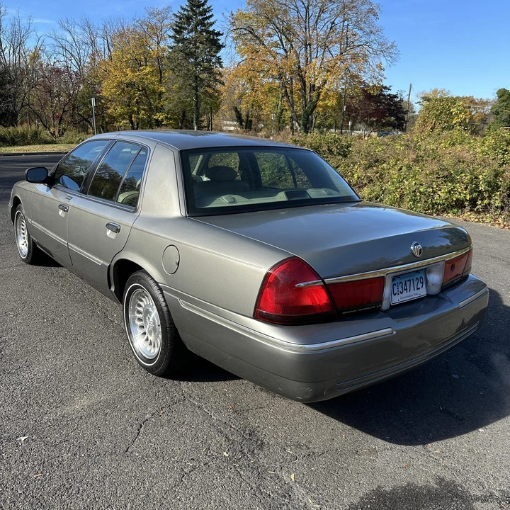 2000 Mercury Grand Marquis - Image 7 of 31