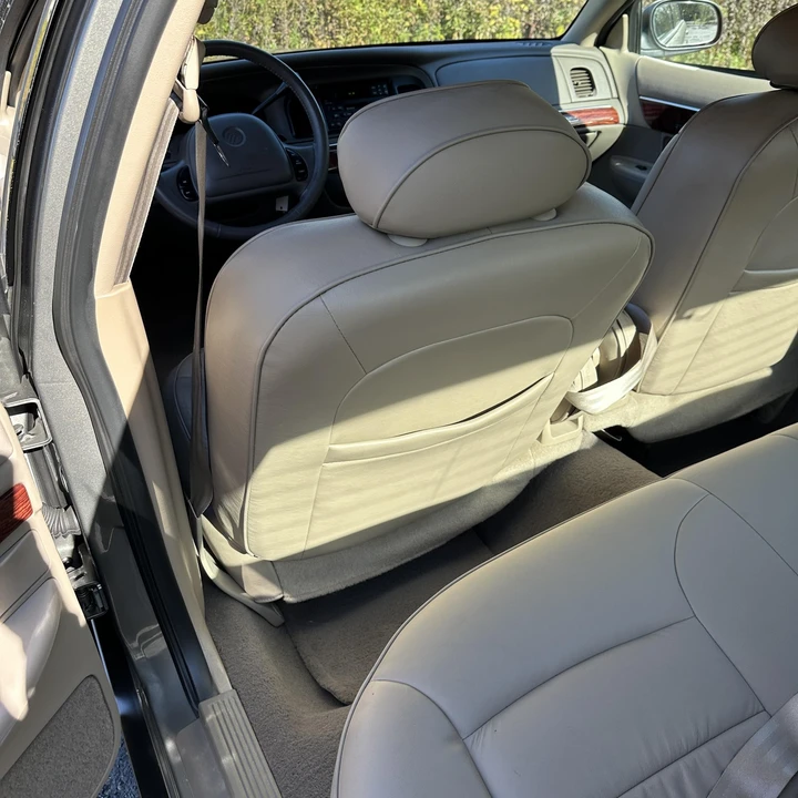 2000 Mercury Grand Marquis - Image 20 of 31