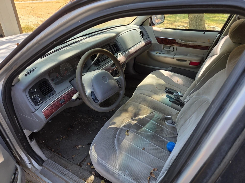 2000 Mercury Grand Marquis - Image 7 of 9