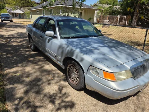 2000 Mercury Grand Marquis GS