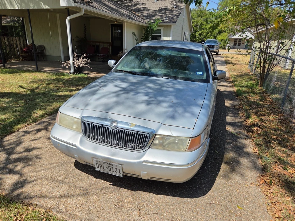 2000 Mercury Grand Marquis - Image 5 of 9