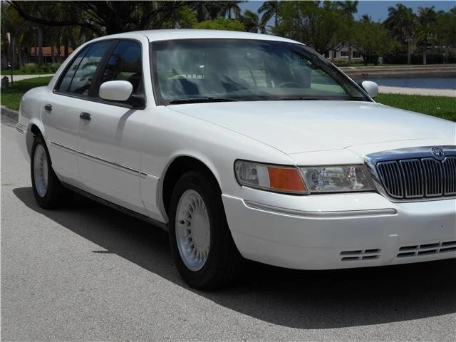 2000 Mercury Grand Marquis - Image 3 of 12
