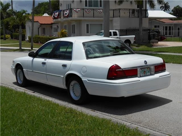 2000 Mercury Grand Marquis - Image 9 of 12