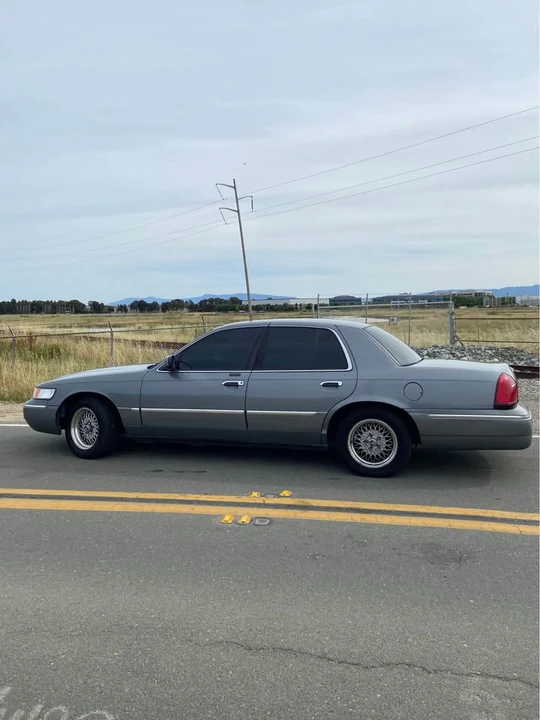 2000 Mercury Grand Marquis - Image 4 of 8