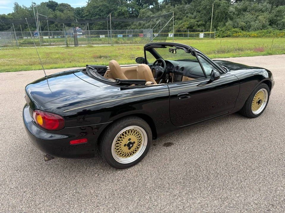 2000 Mazda NB MX-5 Miata - Image 6 of 17