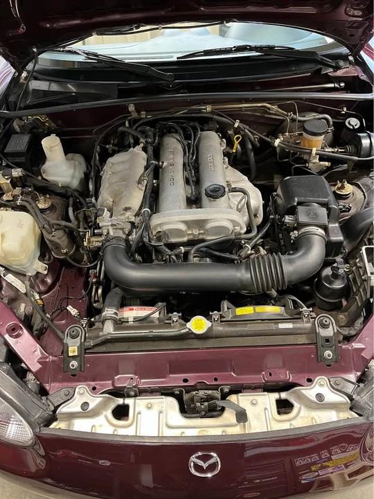 2000 Mazda NB MX-5 Miata - Image 9 of 10