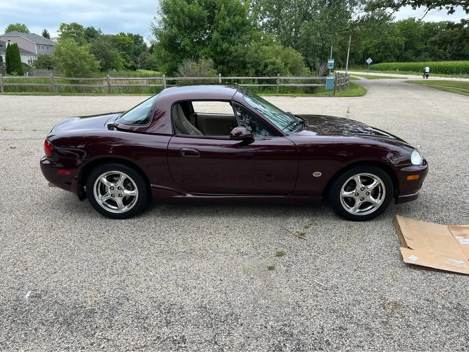 2000 Mazda NB MX-5 Miata - Image 4 of 10