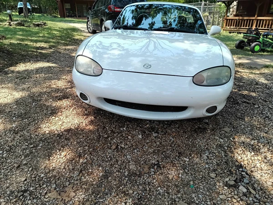 2000 Mazda NB MX-5 Miata - Image 4 of 15