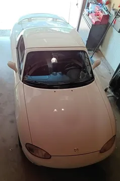 2000 Mazda MX-5 Miata