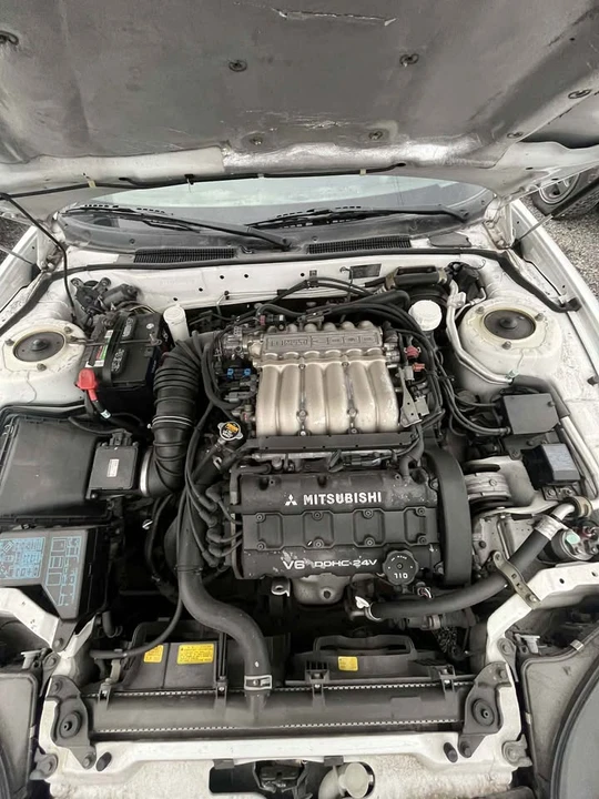 2000 Mitsubishi 3000GT Series 3 - Image 14 of 16