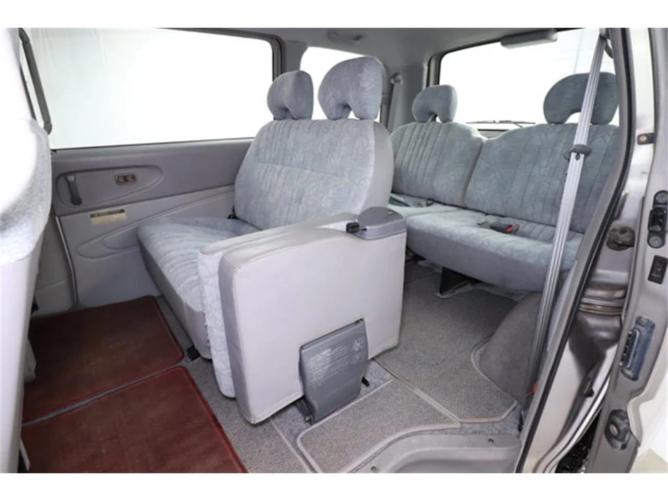 2000 Mitsubishi Delica 4th Gen - Image 21 of 31