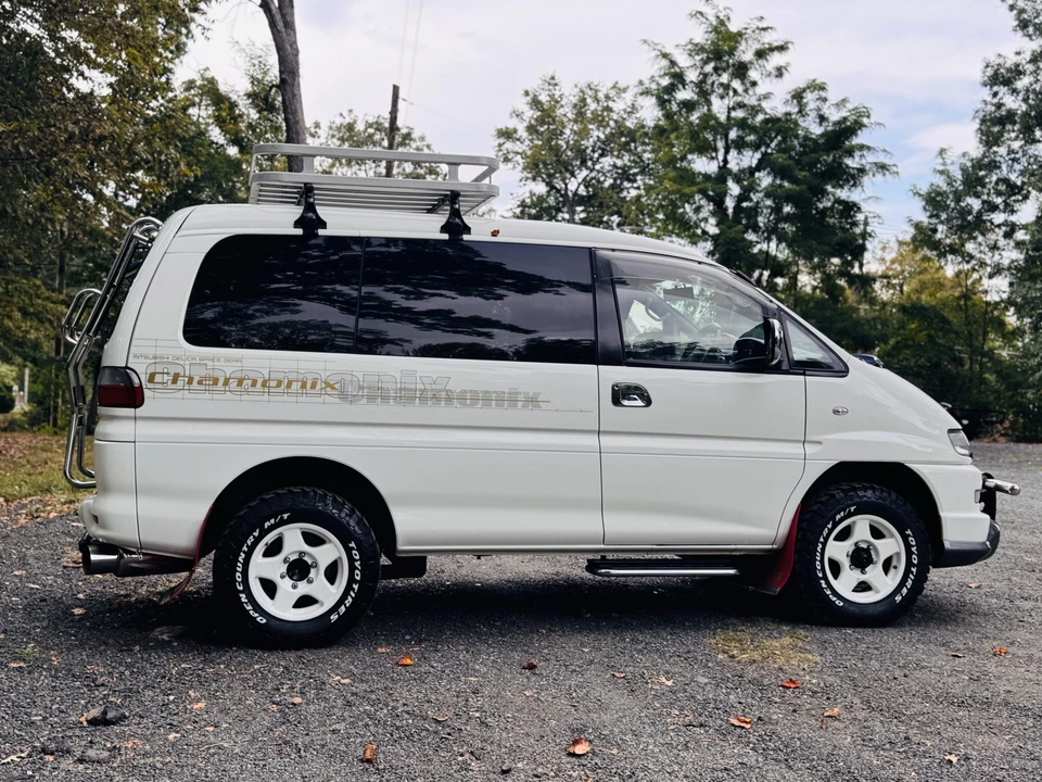 2000 Mitsubishi Delica 3rd Gen - Image 30 of 31