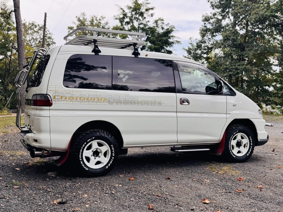 2000 Mitsubishi Delica 3rd Gen - Image 29 of 31