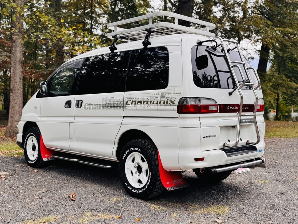 2000 Mitsubishi Delica 3rd Gen - Image 16 of 31