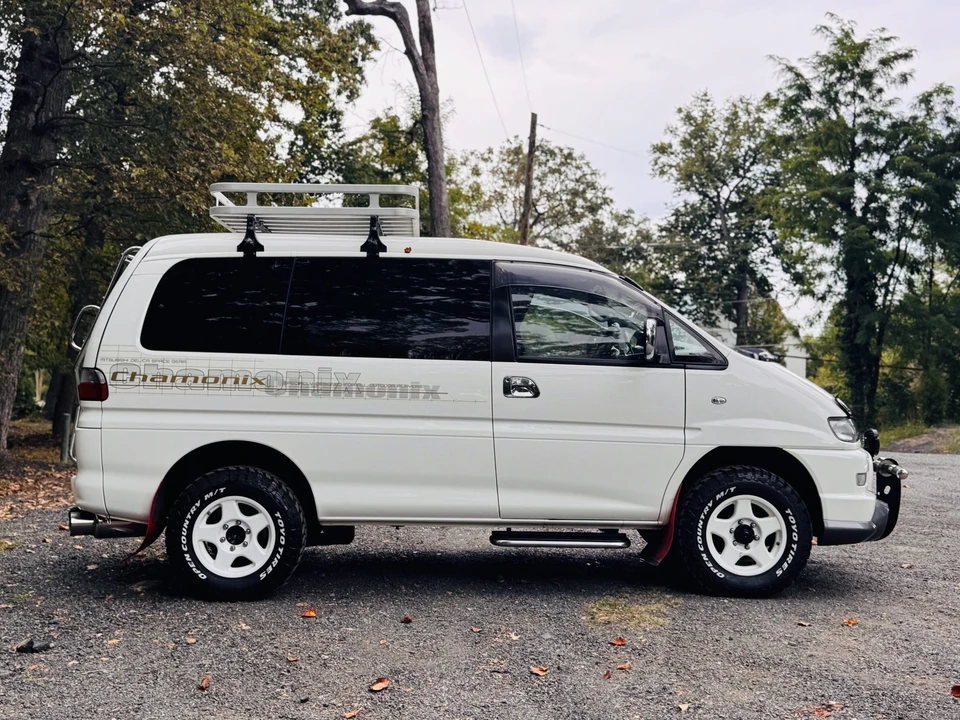 2000 Mitsubishi Delica 3rd Gen - Image 31 of 31