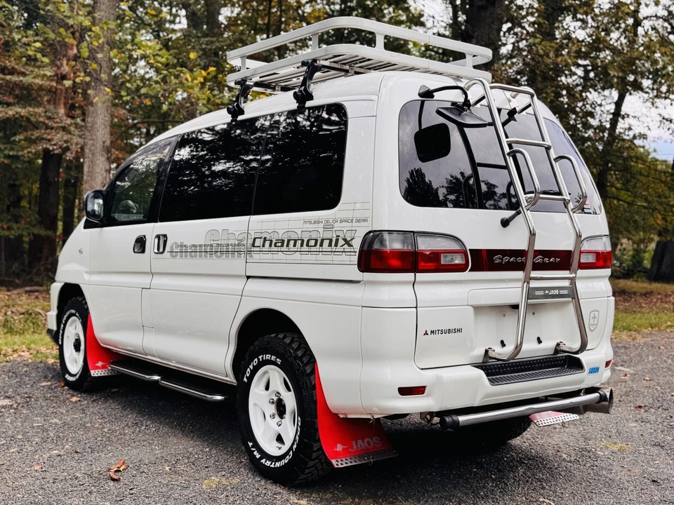 2000 Mitsubishi Delica 3rd Gen - Image 17 of 31