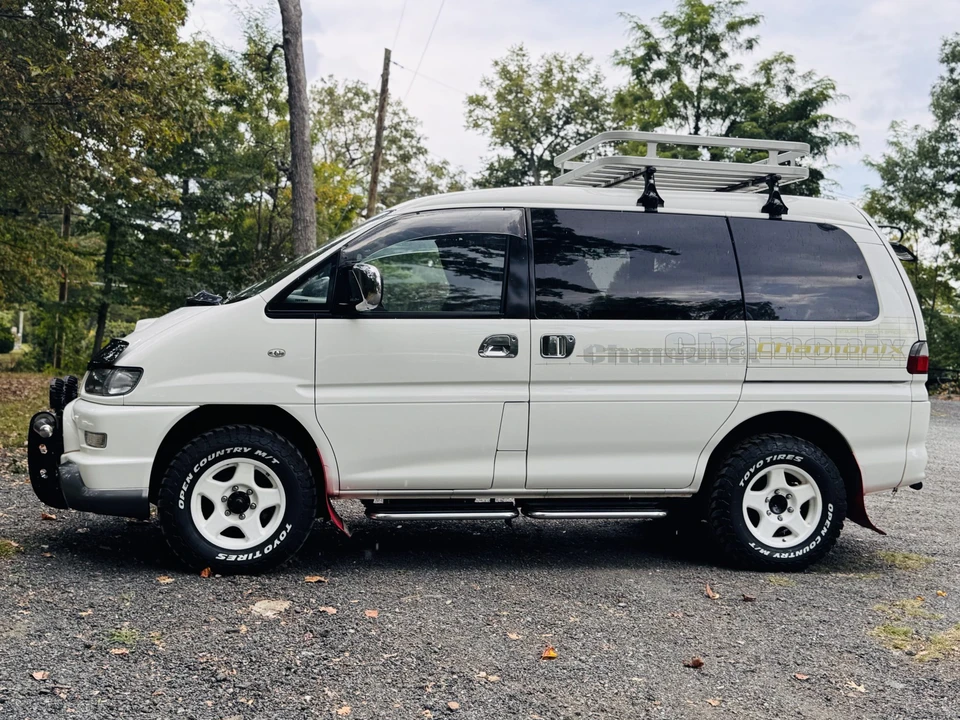 2000 Mitsubishi Delica 3rd Gen - Image 10 of 31