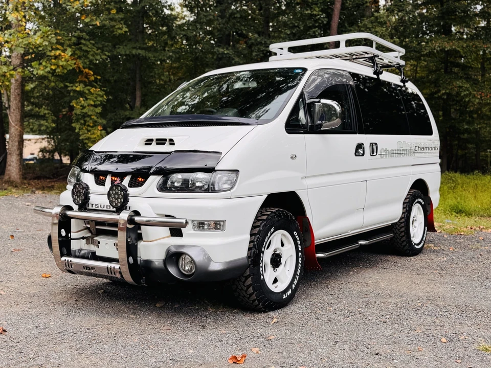2000 Mitsubishi Delica 3rd Gen - Image 4 of 31