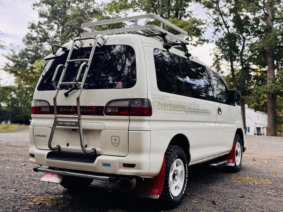 2000 Mitsubishi Delica 3rd Gen - Image 24 of 31