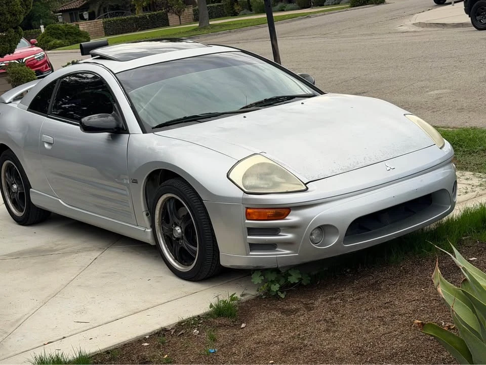 2000 Mitsubishi Eclipse 3rd Gen - Image 2 of 2