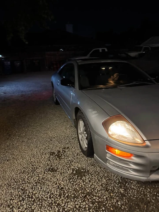 2000 Mitsubishi Eclipse 3rd Gen - Image 3 of 7
