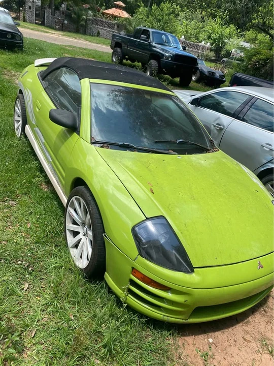 2000 Mitsubishi Eclipse 3rd Gen - Image 2 of 3