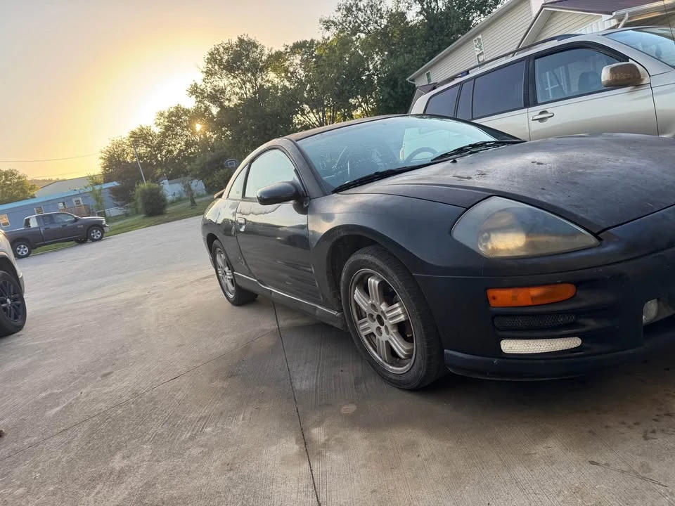 2000 Mitsubishi Eclipse 3rd Gen - Image 3 of 4