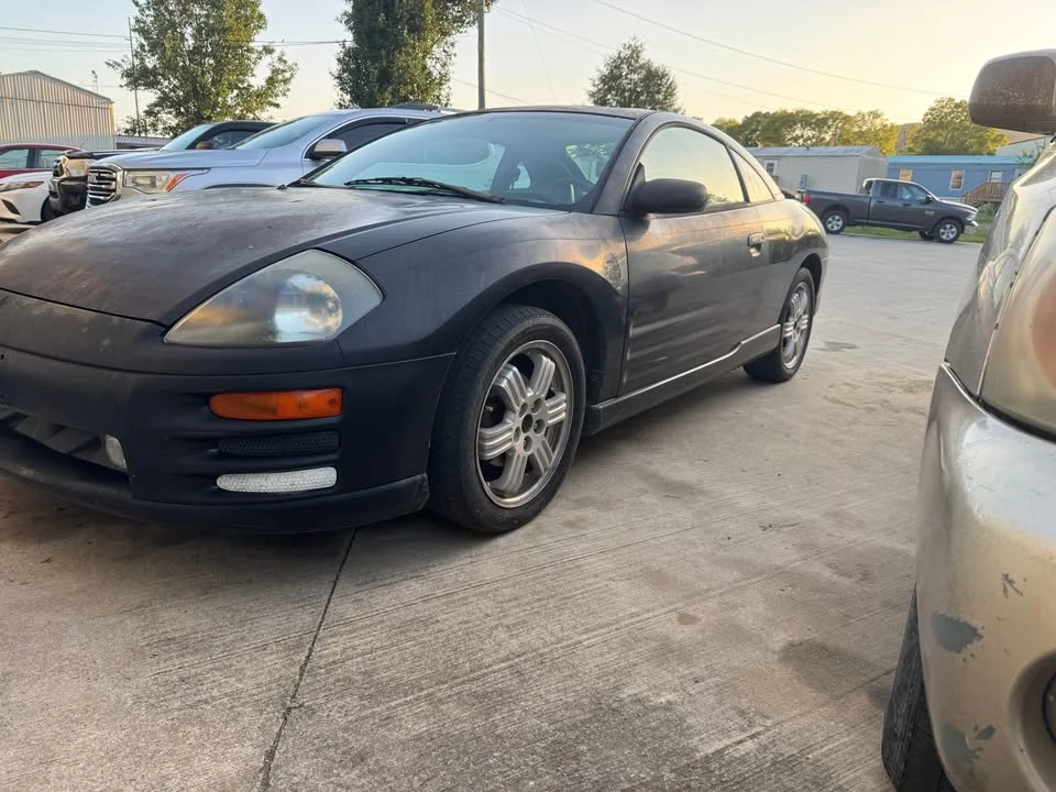 2000 Mitsubishi Eclipse 3rd Gen - Image 2 of 4