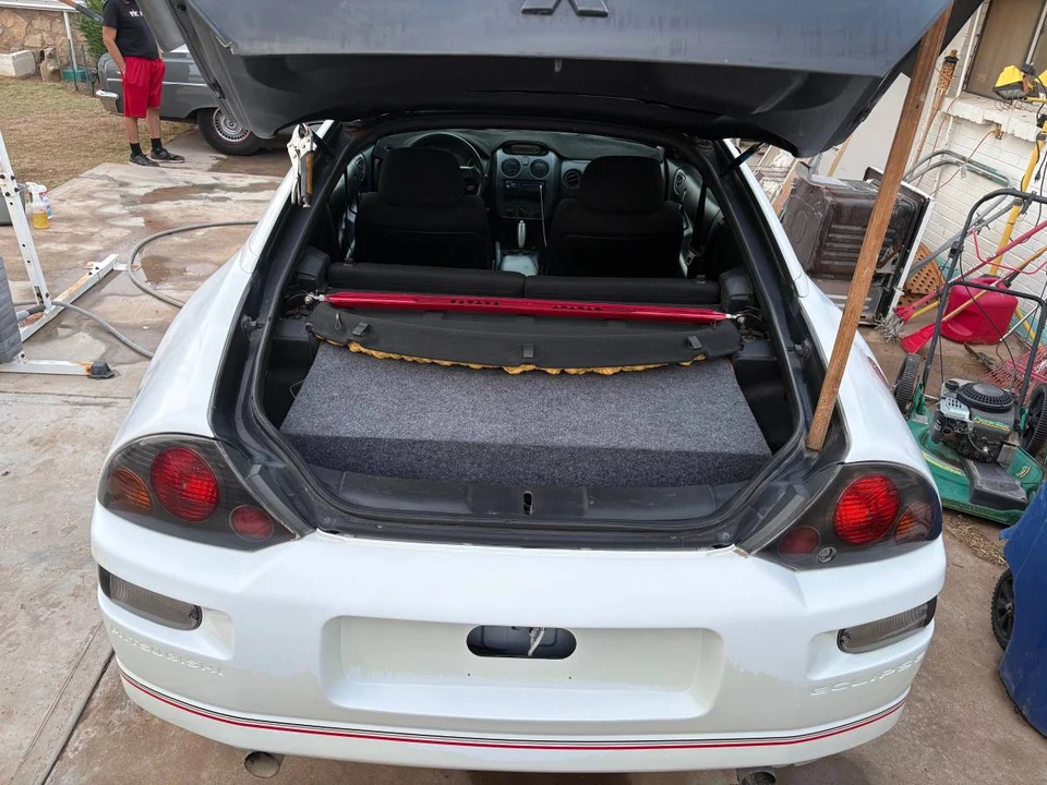 2000 Mitsubishi Eclipse 3rd Gen - Image 9 of 15