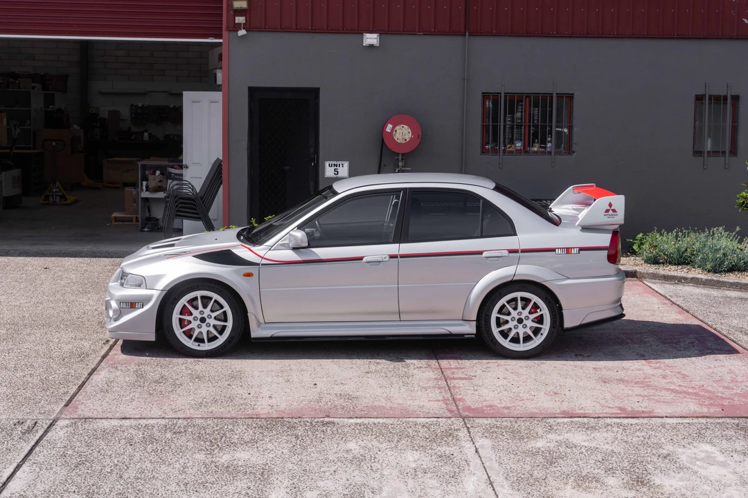 2000 Mitsubishi Lancer Evolution VI 6th Gen - Image 12 of 31