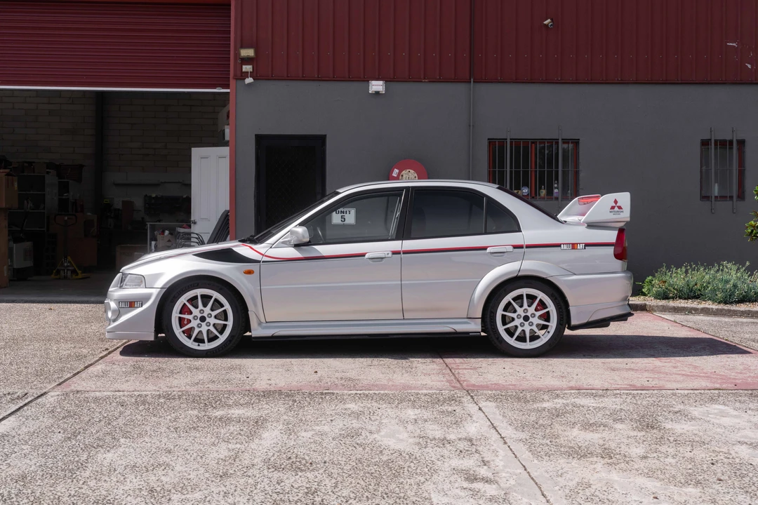 2000 Mitsubishi Lancer Evolution VI 6th Gen - Image 4 of 31
