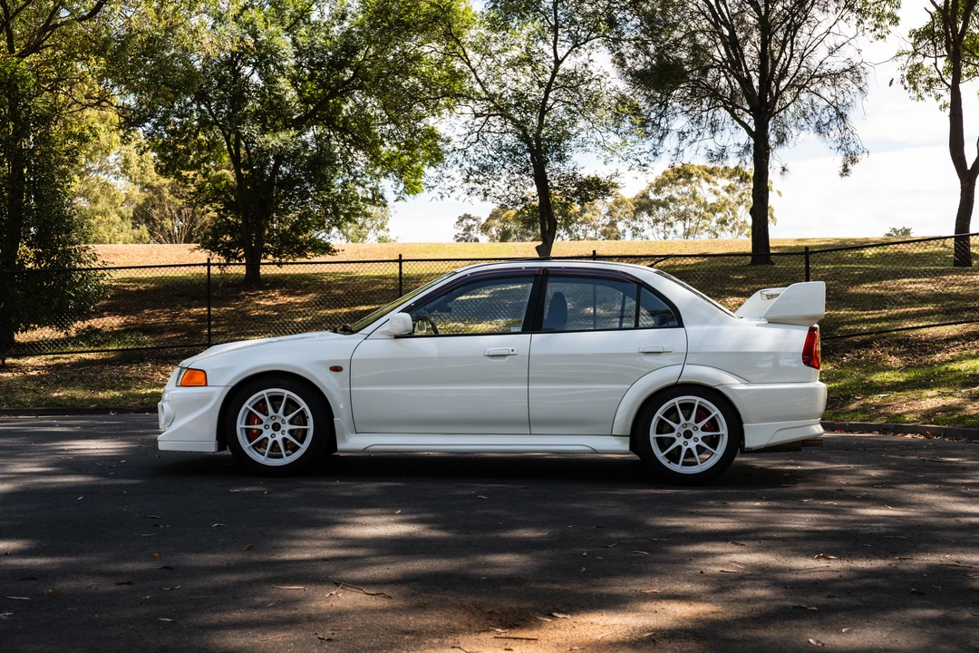 2000 Mitsubishi Lancer Evolution VI 6th Gen - Image 4 of 31