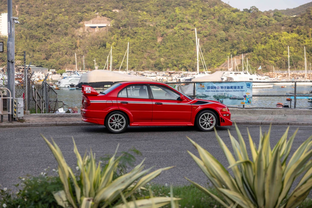 2000 Mitsubishi Lancer Evolution VI 6th Gen - Image 14 of 31