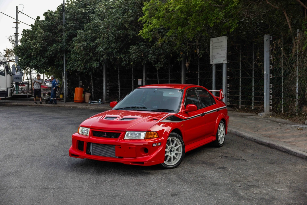 2000 Mitsubishi Lancer Evolution VI 6th Gen - Image 17 of 31