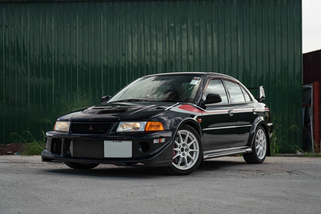 2000 Mitsubishi Lancer Evolution VI 6th Gen - Image 13 of 31