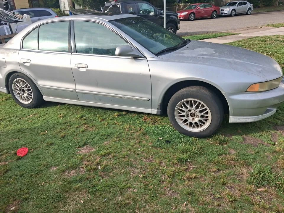 2000 Mitsubishi Galant 8th Gen - Image 2 of 5