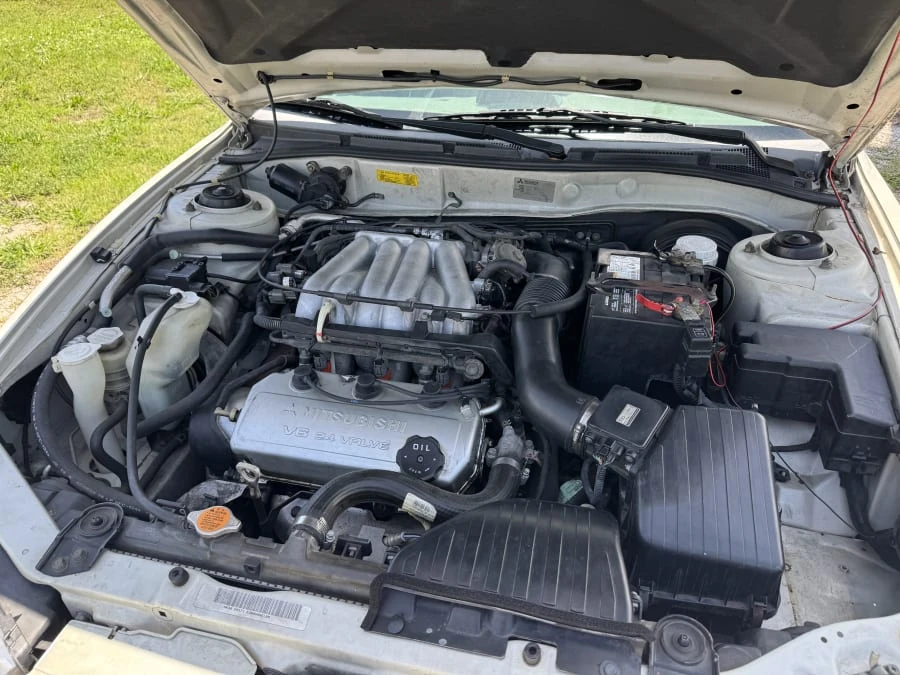 2000 Mitsubishi Galant 8th Gen - Image 14 of 14