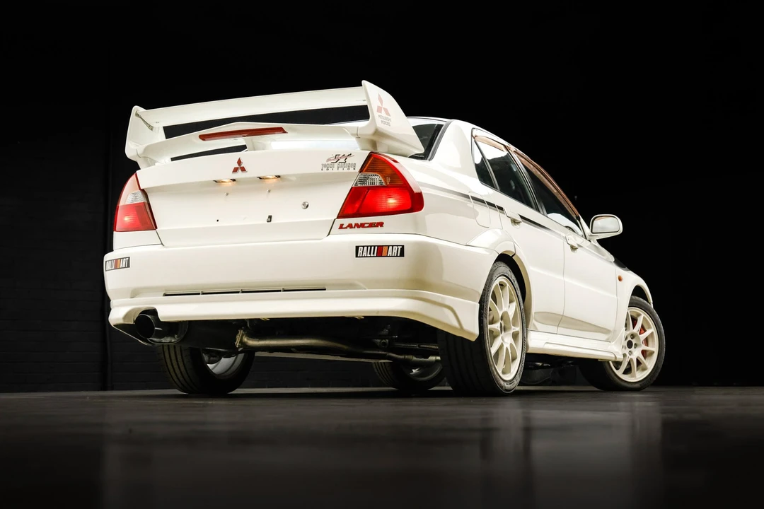 2000 Mitsubishi Lancer Evolution VI 6th Gen - Image 17 of 31
